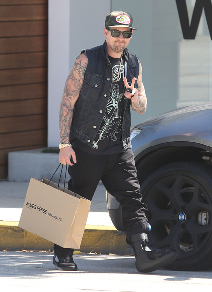 Joel Madden BMW X6 Joel Madden BMW X6