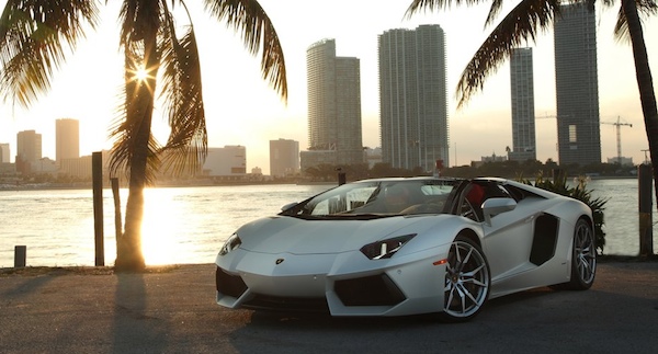 Lamborghini Aventador Roadster