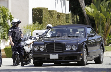 Mark Wahlberg and his Bentley Having Some Traffic Police Trouble