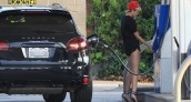 Miley Cyrus Porsche Cayenne GTS