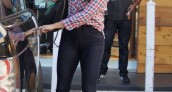 Paula Patton Range Rover
