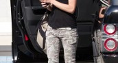 Portia de Rossi Range Rover