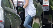 Sarah Michelle Gellar Lexus