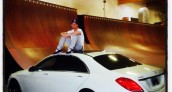 colin mckay sitting on danny ways mercedes S550