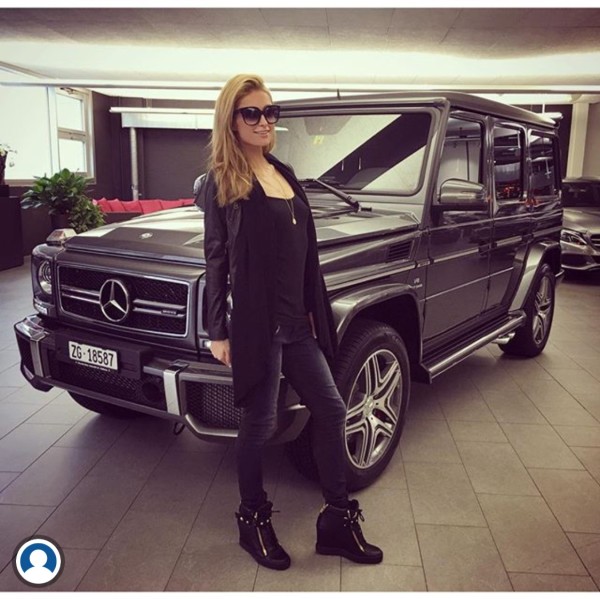 Paris Hilton l Mercedes G Wagon AMG