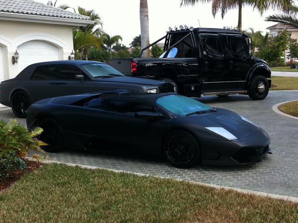Chad Ochocinco's Blacked out Driveway
